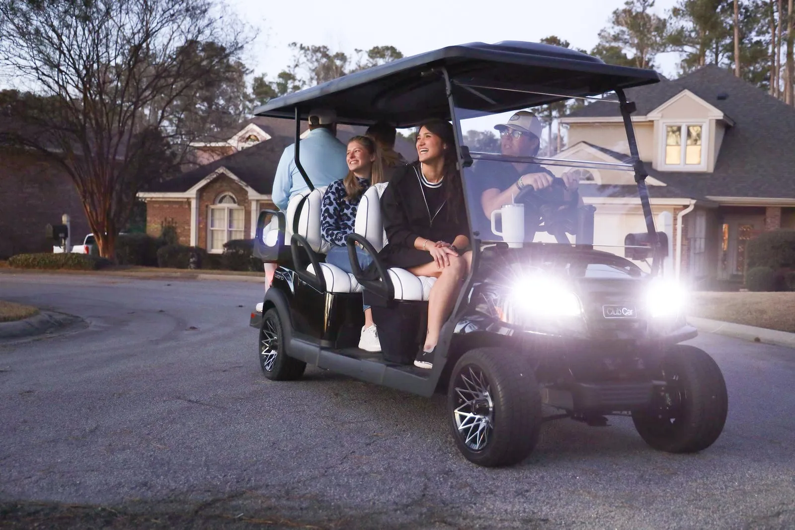 טרקטורי משא - Carryall